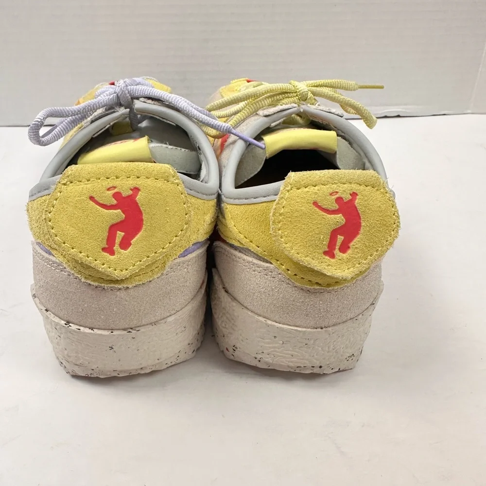 Nike suede upper